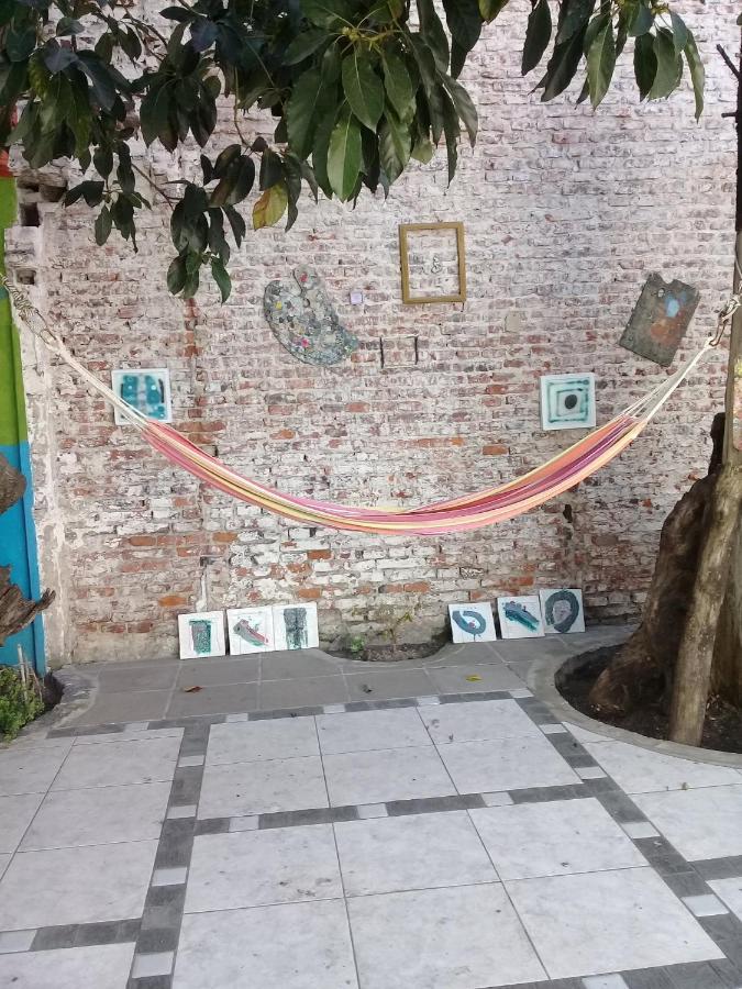 La Casa De Los Murales 아벨라네다 외부 사진